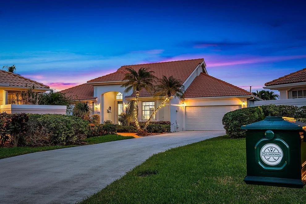 Unit for sale at 252 Eagleton Estate Boulevard, Palm Beach Gardens, FL 33418