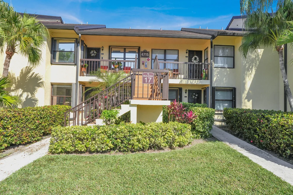 Unit for sale at 4715 Lucerne Lakes Boulevard E, Lake Worth, FL 33467