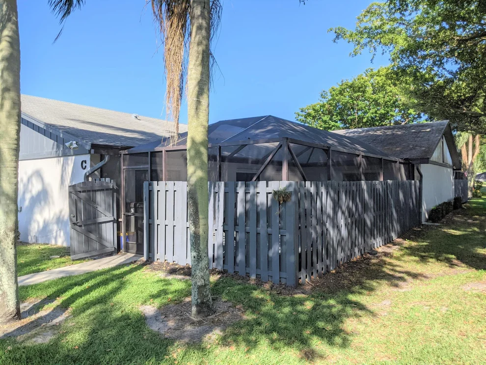 Unit for sale at 1152 Summit Trail Circle, West Palm Beach, FL 33415
