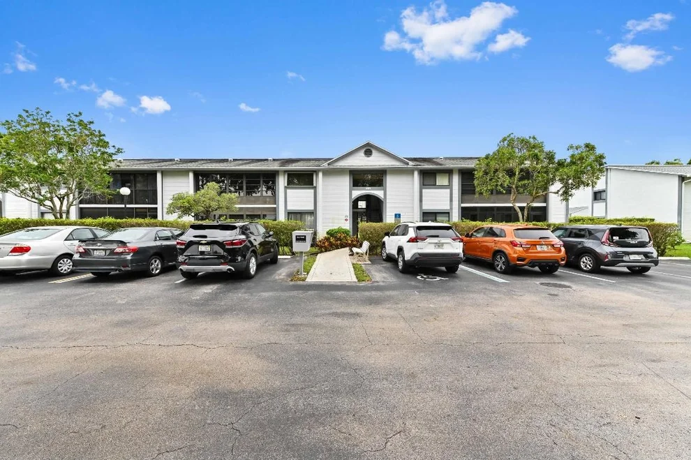 Unit for sale at 15445 Lakes Of Delray Boulevard, Delray Beach, FL 33484