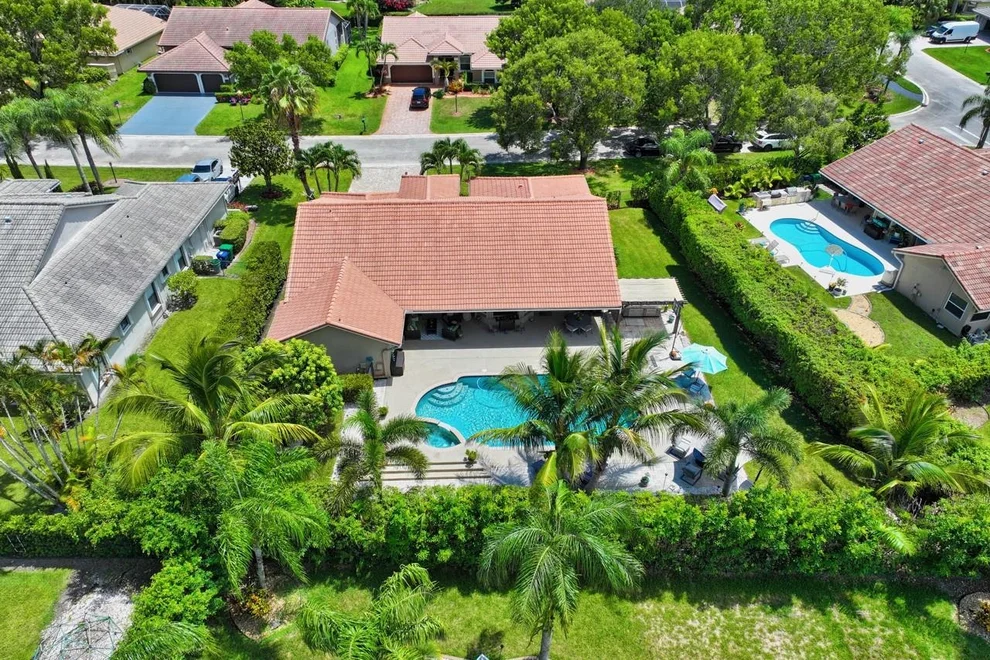 Unit for sale at 10665 NW 49th Place, Coral Springs, FL 33076
