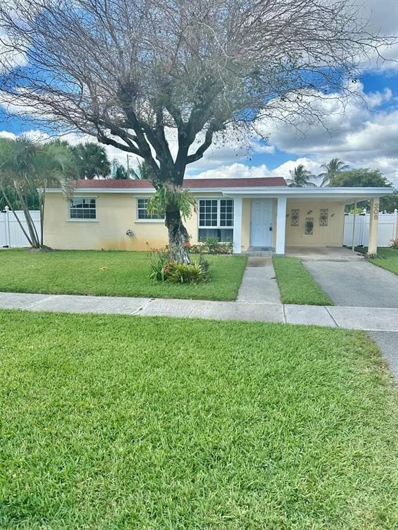 Unit for sale at 305 Poe Drive, Palm Springs, FL 33461