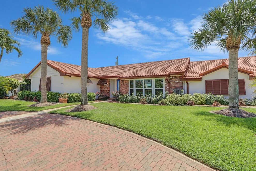 Unit for sale at 1111 Bimini Lane, Riviera Beach, FL 33404