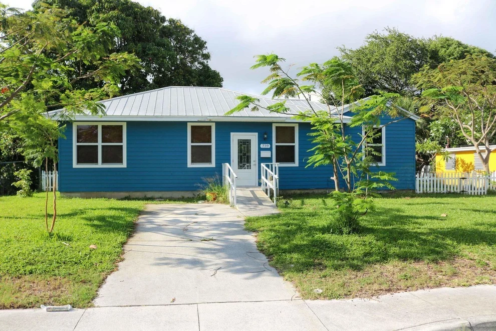 Unit for sale at 739 High Street, West Palm Beach, FL 33405