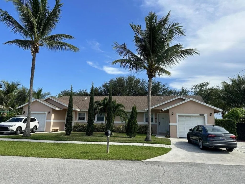 Unit for sale at 300 NE 42nd Street, Boca Raton, FL 33431