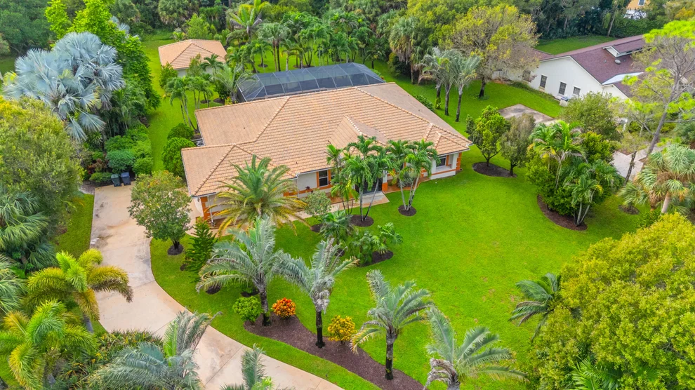 Unit for sale at 14811 Horseshoe Trace, Wellington, FL 33414