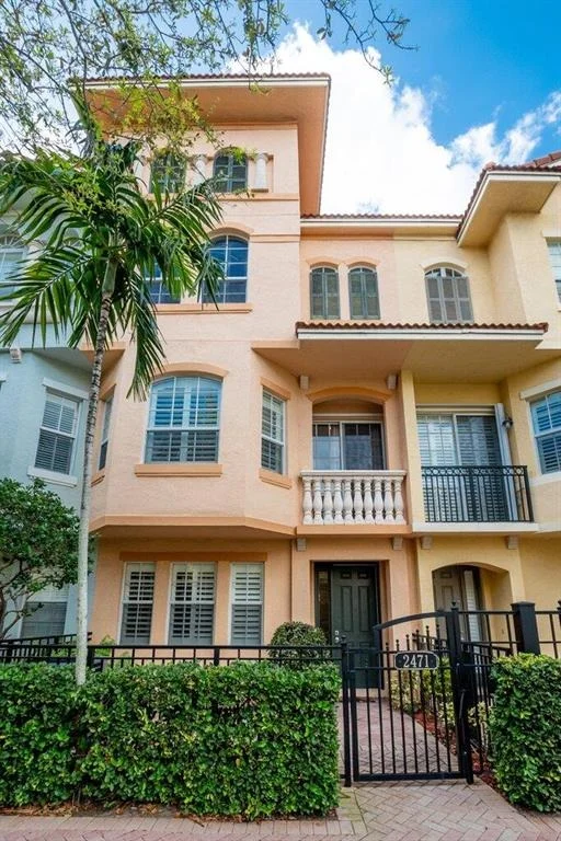 Unit for sale at 2471 San Pietro Circle, Palm Beach Gardens, FL 33410