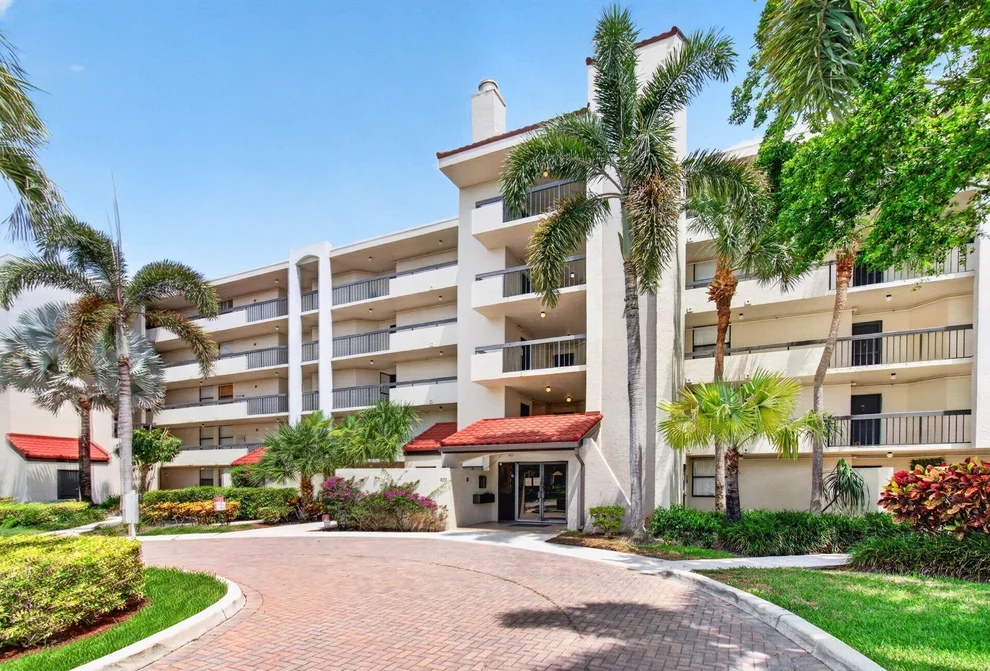 Unit for sale at 825 Egret Circle, Delray Beach, FL 33444