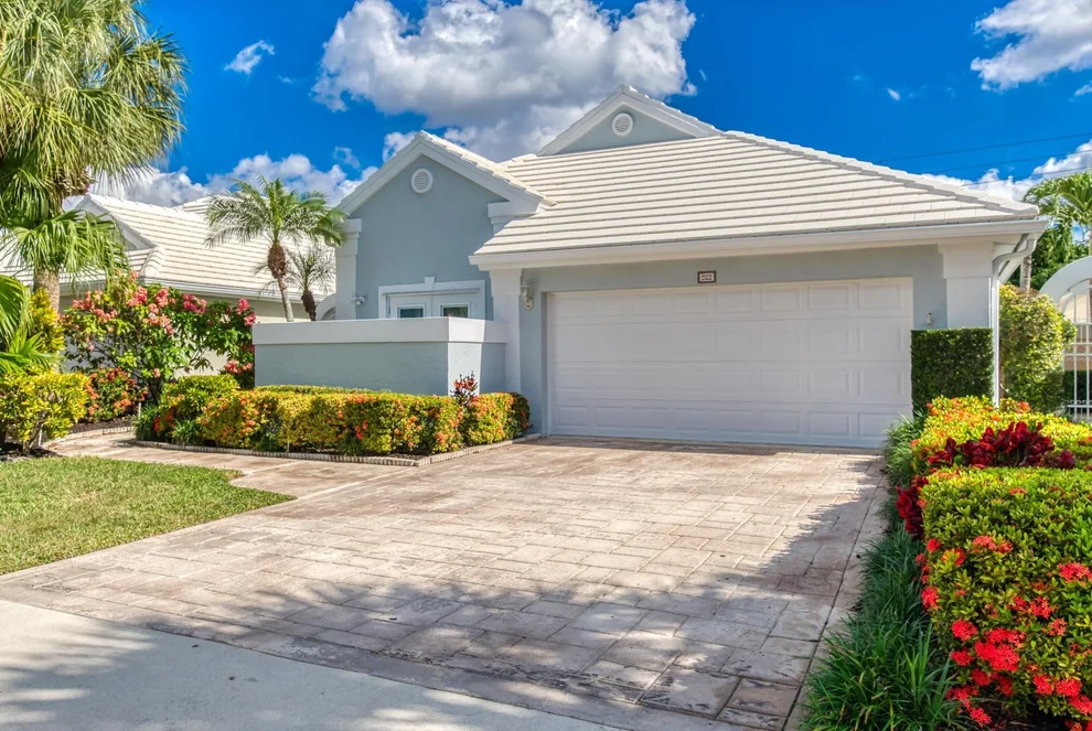 Unit for sale at 922 Dickens Place, West Palm Beach, FL 33411