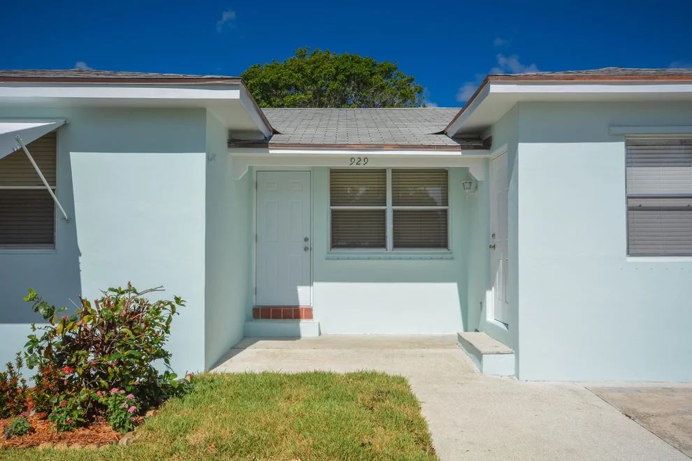 Unit for sale at 929 N Palmway, Lake Worth Beach, FL 33460