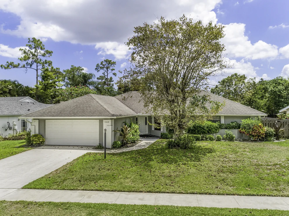 Unit for sale at 13868 Barberry Drive, Wellington, FL 33414