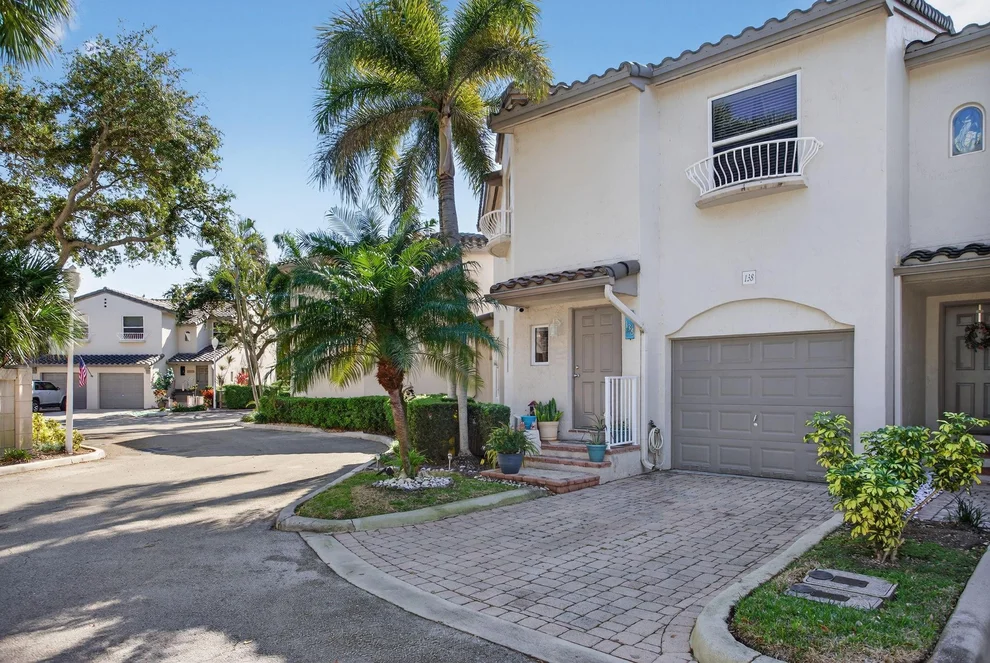 Unit for sale at 1900 Oceanwalk Lane, Pompano Beach, FL 33062