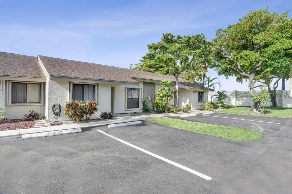 Unit for sale at 3066 S Oakland Forest Drive, Oakland Park, FL 33309