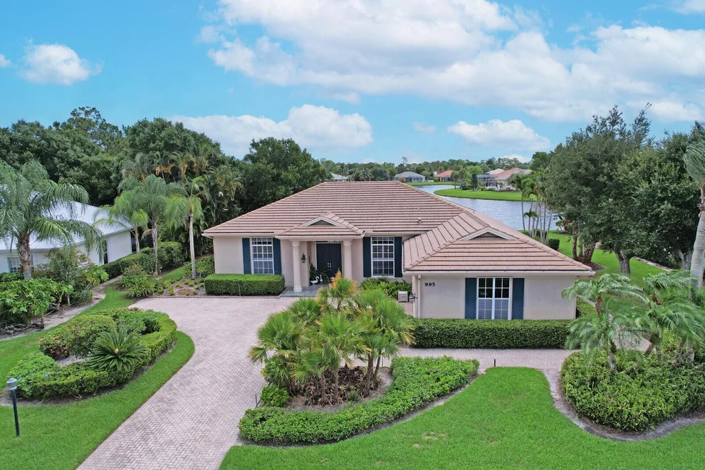 Unit for sale at 995 SW Bromelia Terrace, Stuart, FL 34997