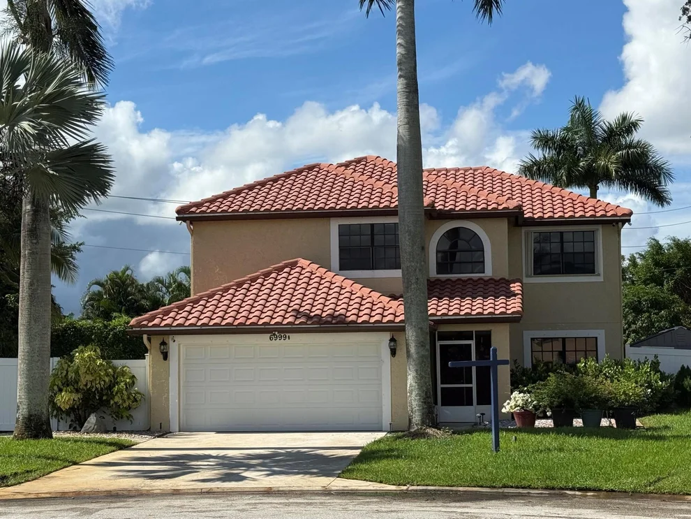 Unit for sale at 6999 Dearborn Place, Boynton Beach, FL 33437