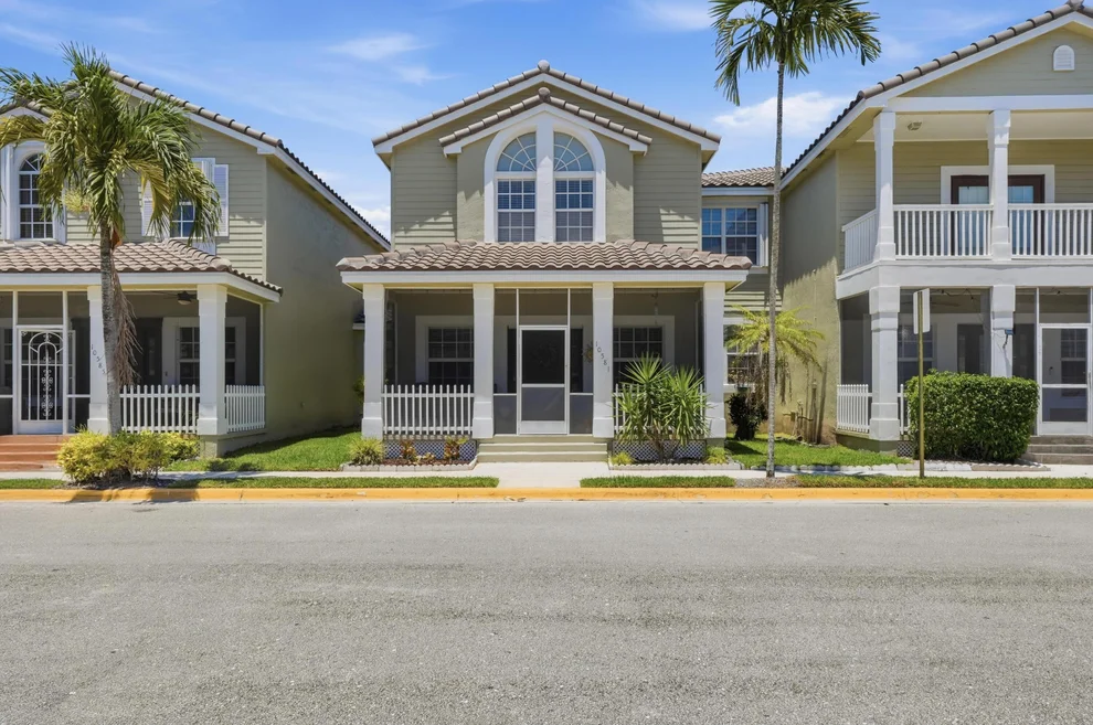 Unit for sale at 10581 NW 56th Place, Coral Springs, FL 33076