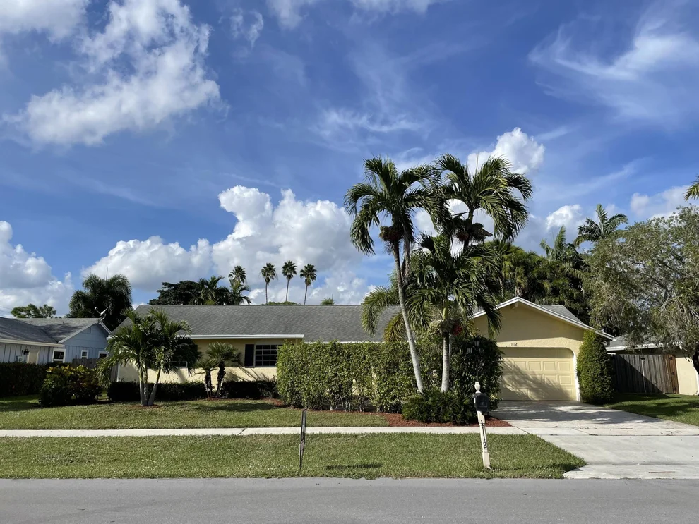Unit for sale at 1112 Essex Drive, Wellington, FL 33414