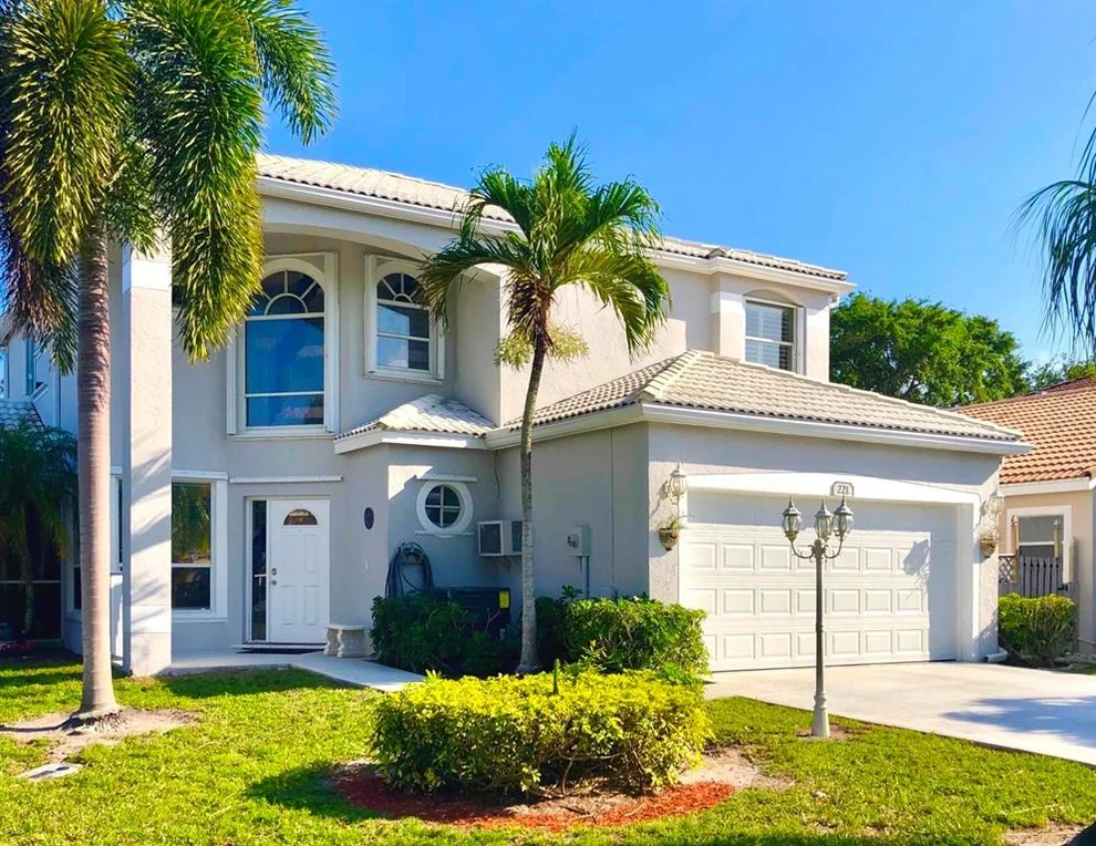 Unit for sale at 221 Maplewood Lane, Greenacres, FL 33463