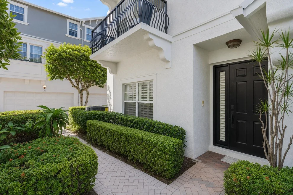 Unit for sale at 295 NE 5th Avenue, Delray Beach, FL 33483