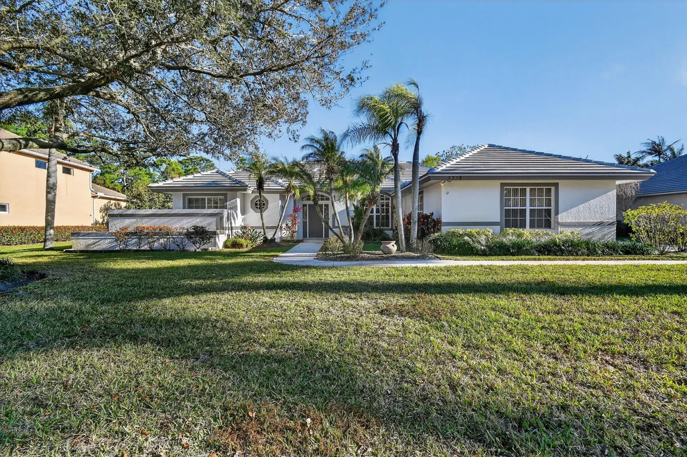 Unit for sale at 5358 SE Serenoa Terrace, Hobe Sound, FL 33455