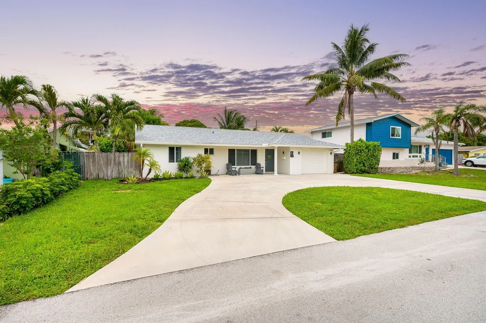 Unit for sale at 29 SE 8th Avenue, Deerfield Beach, FL 33441