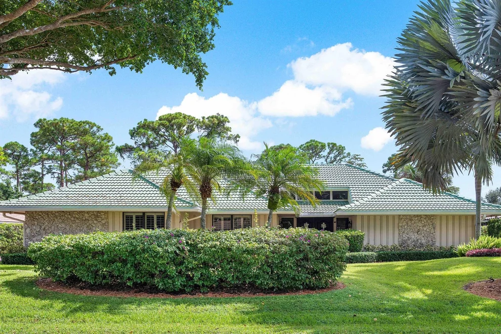 Unit for sale at 10 Alston Road, Palm Beach Gardens, FL 33418