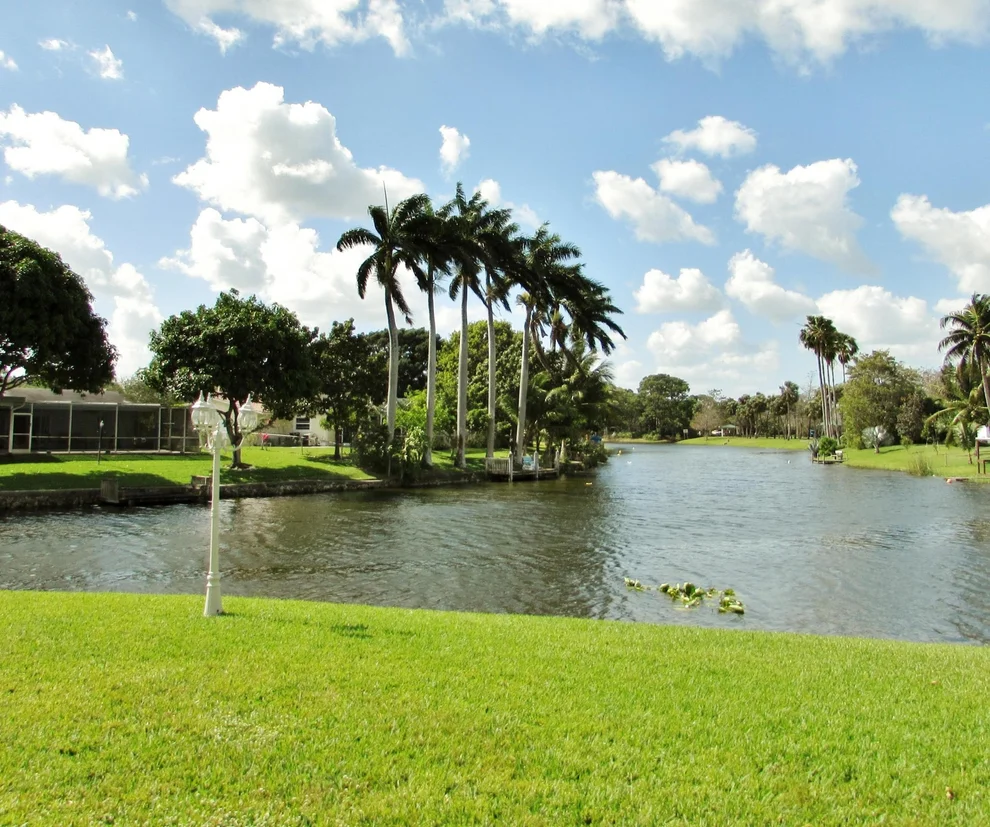 Unit for sale at 1101 NW 40th Avenue, Coconut Creek, FL 33066