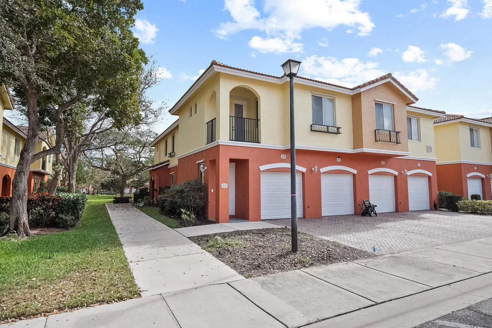 Unit for sale at 44 SE Sedona Circle, Stuart, FL 34994