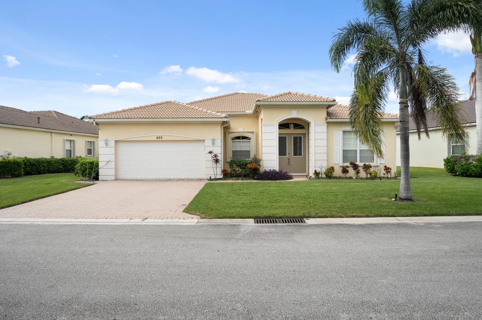 Unit for sale at 633 SW Long Key Court, Port St Lucie, FL 34986