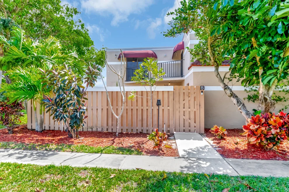 Unit for sale at 4005 Village Drive, Delray Beach, FL 33445