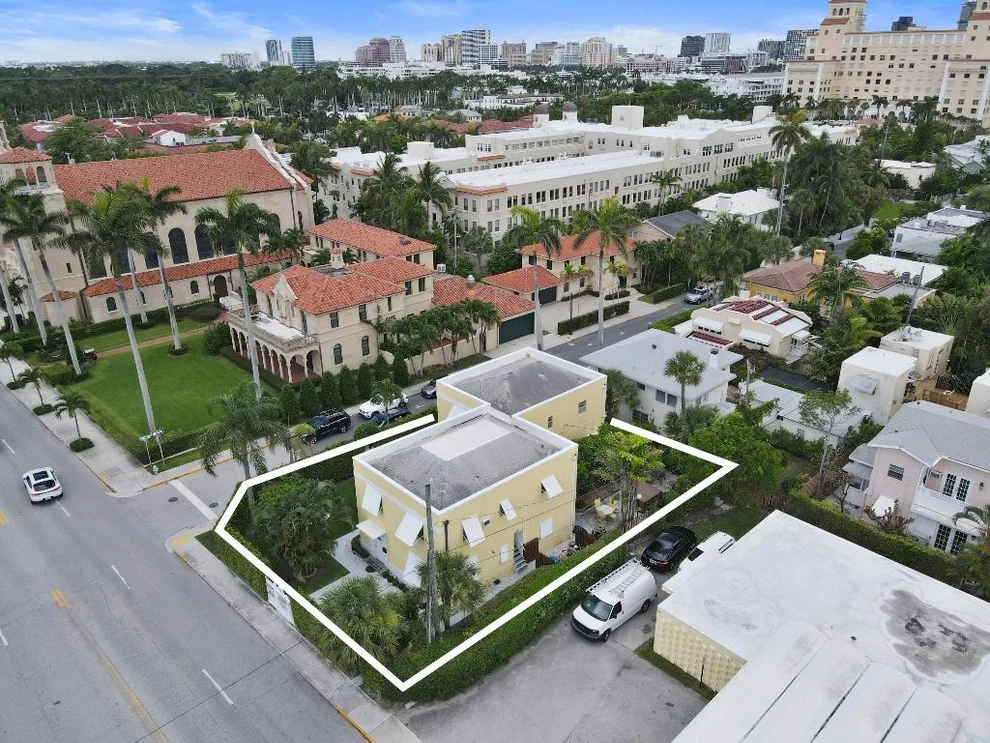 Unit for sale at 172 N County Road, Palm Beach, FL 33480