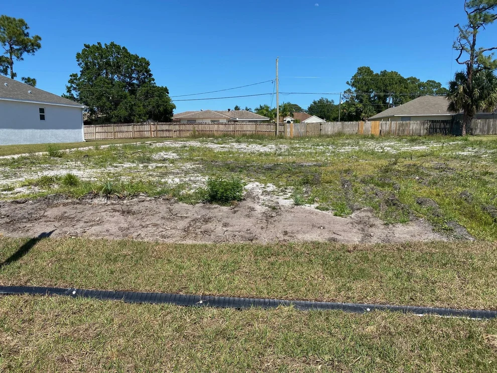 Unit for sale at 1349 SE Odonnell Lane, Port St Lucie, FL 34983