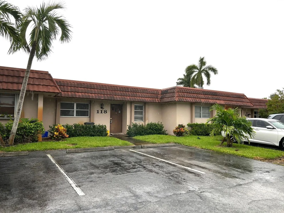 Unit for sale at 5775 Fernley Drive W, West Palm Beach, FL 33415