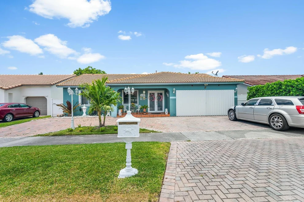 Unit for sale at 16946 SW 145th Avenue, Miami, FL 33177