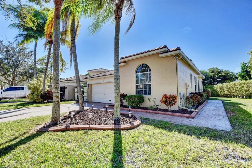 Unit for sale at 2555 Sandy Cay, West Palm Beach, FL 33411