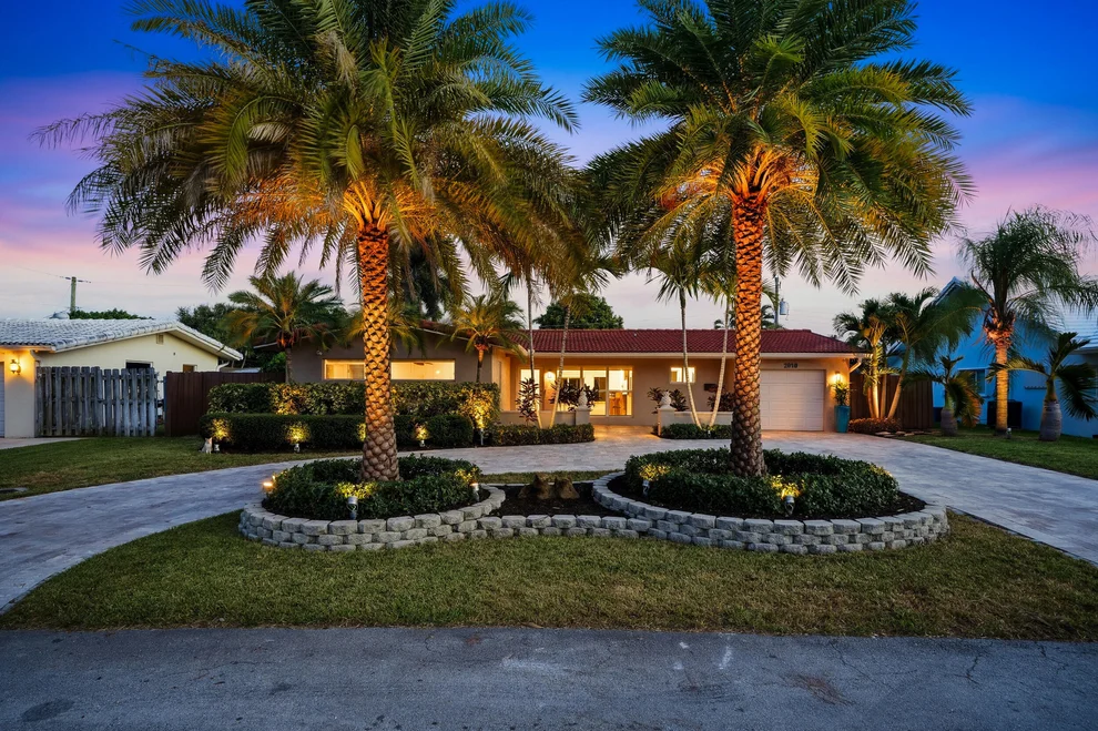 Unit for sale at 2010 NE 31ST Street, Lighthouse Point, FL 33064