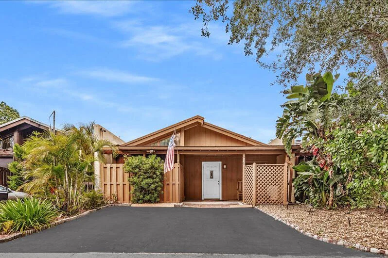 Unit for sale at 6120 NW 33rd Way, Fort Lauderdale, FL 33309