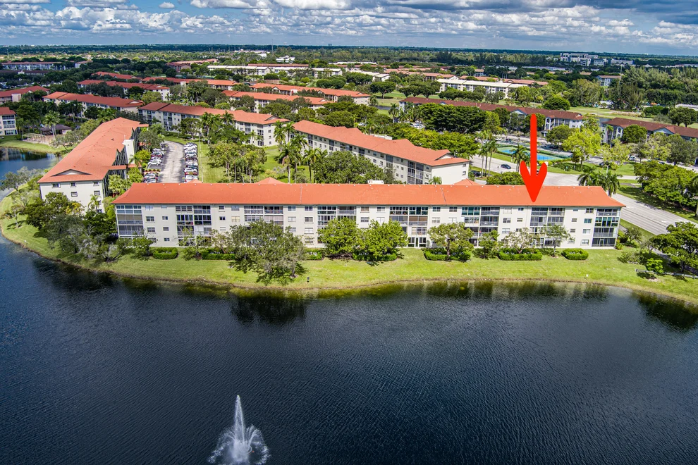Unit for sale at 12900 SW 13th Street, Pembroke Pines, FL 33027