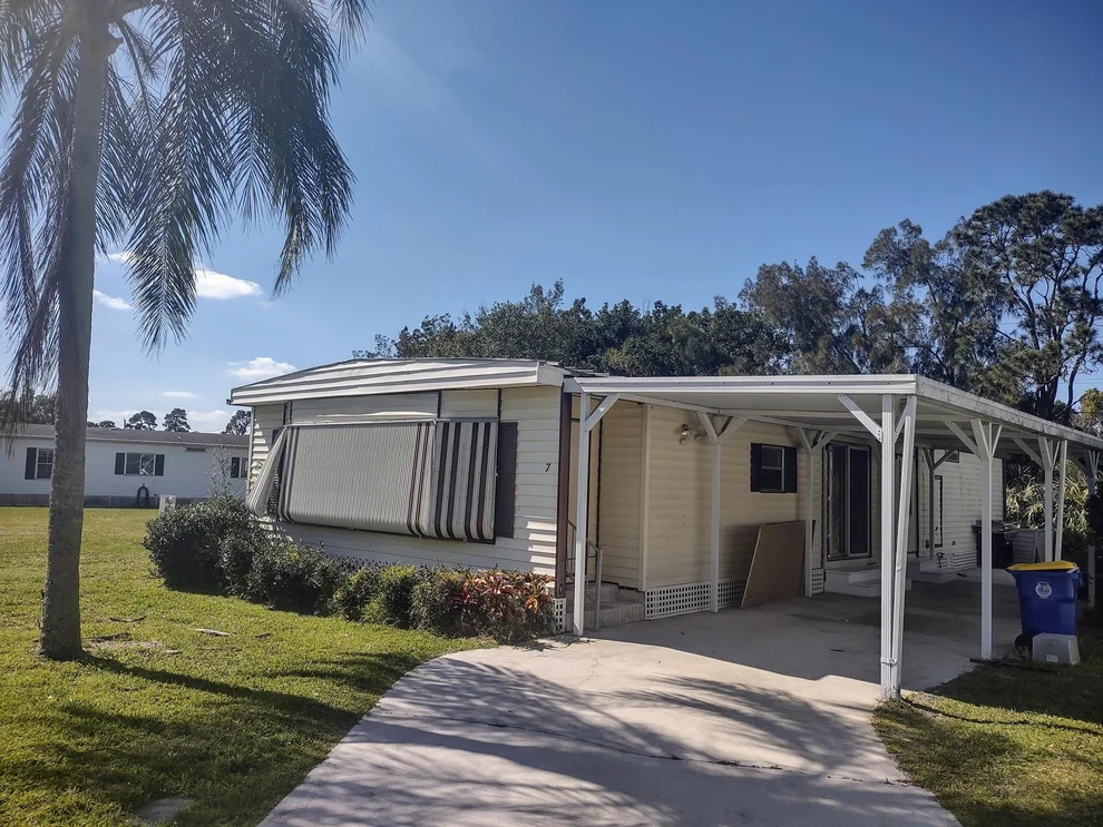 Unit for sale at 7 Indies, Port St Lucie, FL 34952