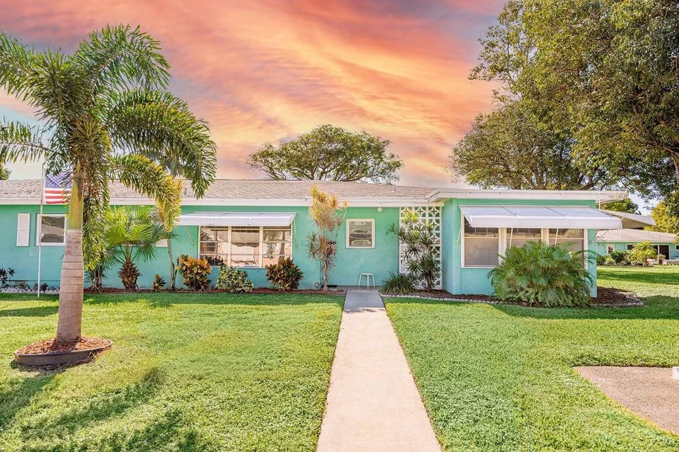 Unit for sale at 450 North Boulevard, Boynton Beach, FL 33435