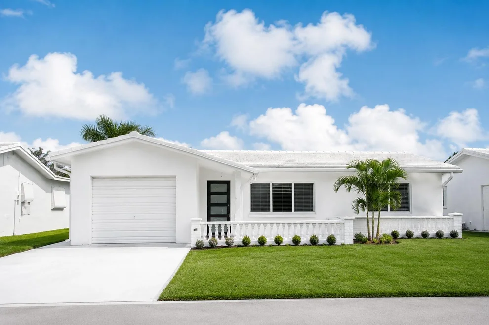 Unit for sale at 1009 Leisure Lane, Boynton Beach, FL 33426