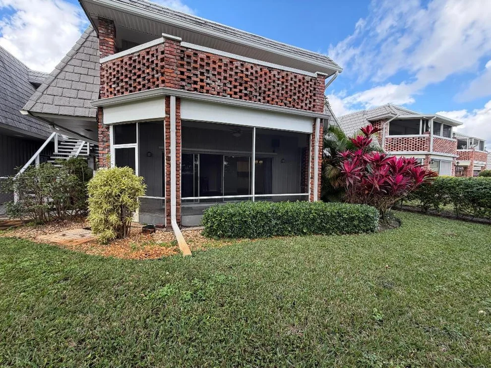 Unit for sale at 340 Orange Tree Drive, Atlantis, FL 33462