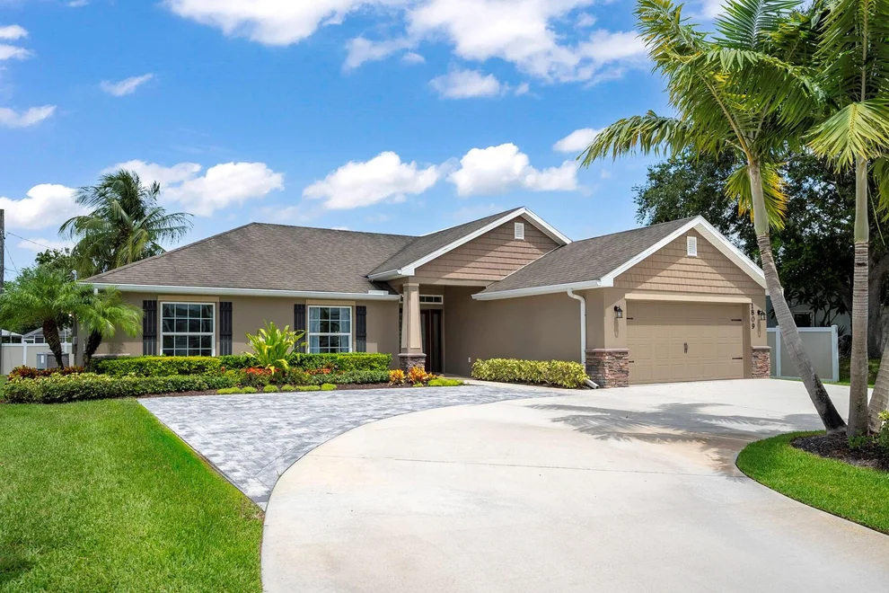 Unit for sale at 206 Riomar Drive, Port St Lucie, FL 34952
