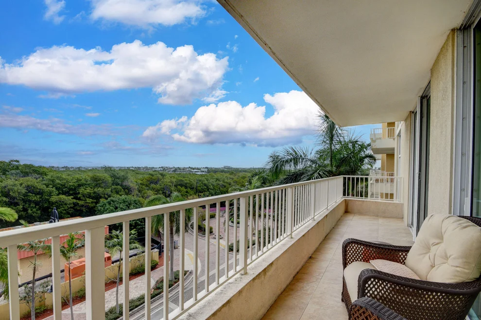 Unit for sale at 700 E Boynton Beach Boulevard, Boynton Beach, FL 33435