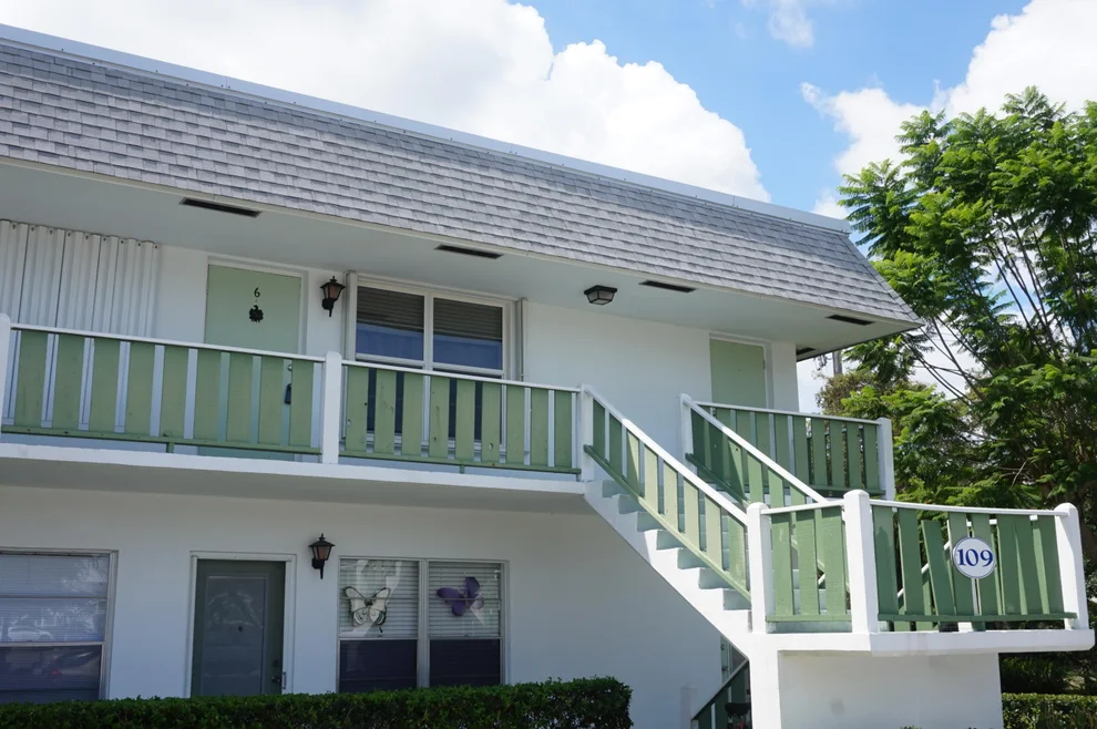 Unit for sale at 2929 SE Ocean Boulevard, Stuart, FL 34996