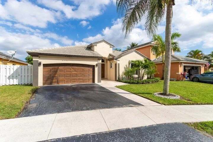 Unit for sale at 5302 NW 55th Terrace, Coconut Creek, FL 33073