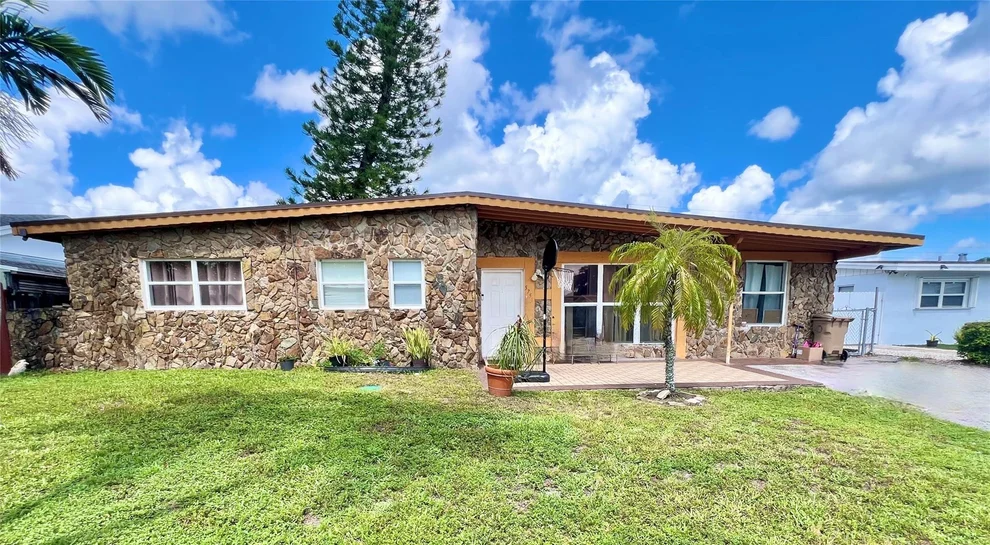 Unit for sale at 5751 SW 54th Avenue, Davie, FL 33314