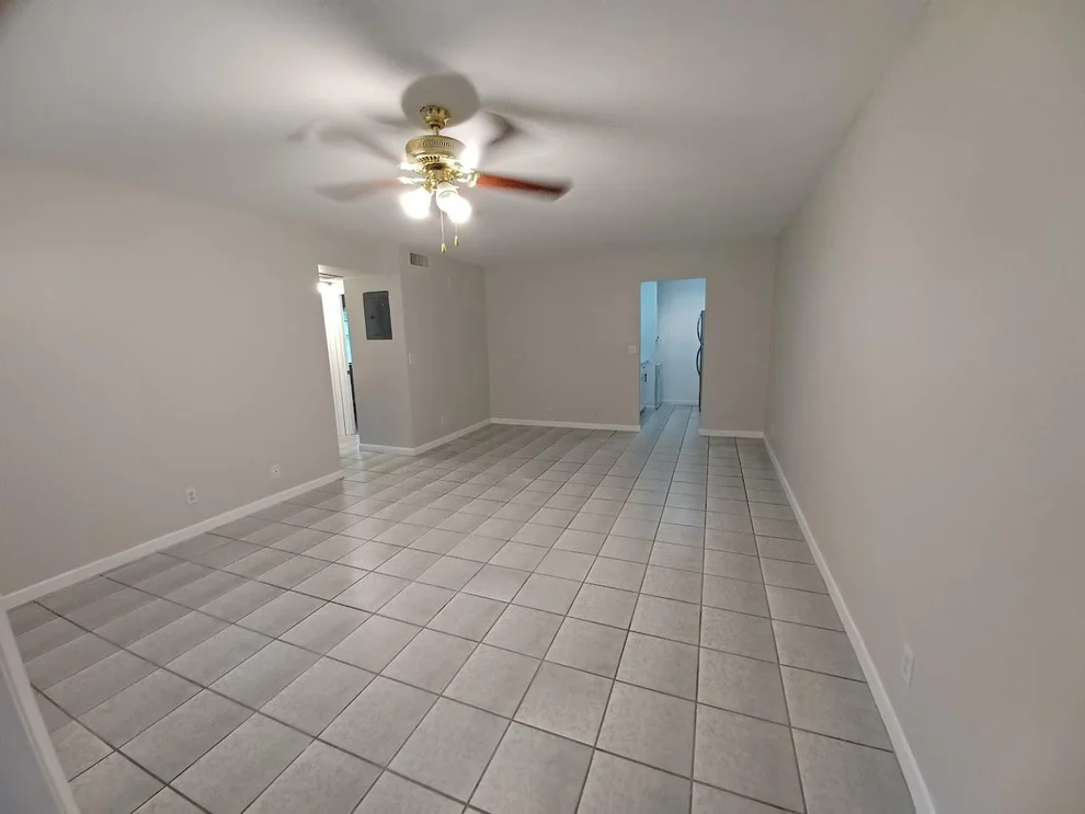 Unit for sale at 10036 Twin Lakes Drive, Coral Springs, FL 33071