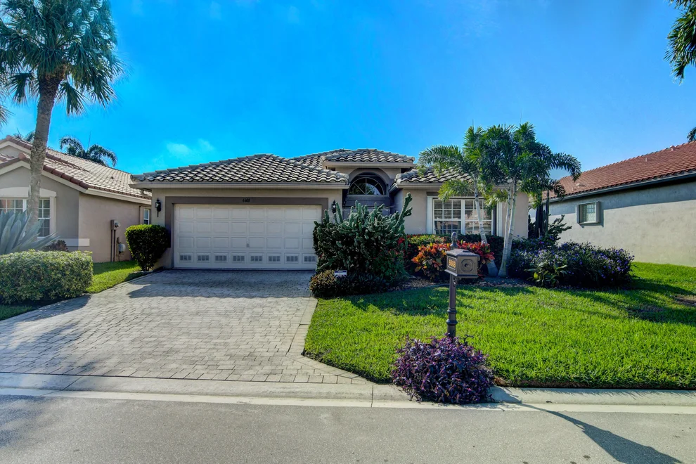 Unit for sale at 6608 Sherbrook Drive, Boynton Beach, FL 33437