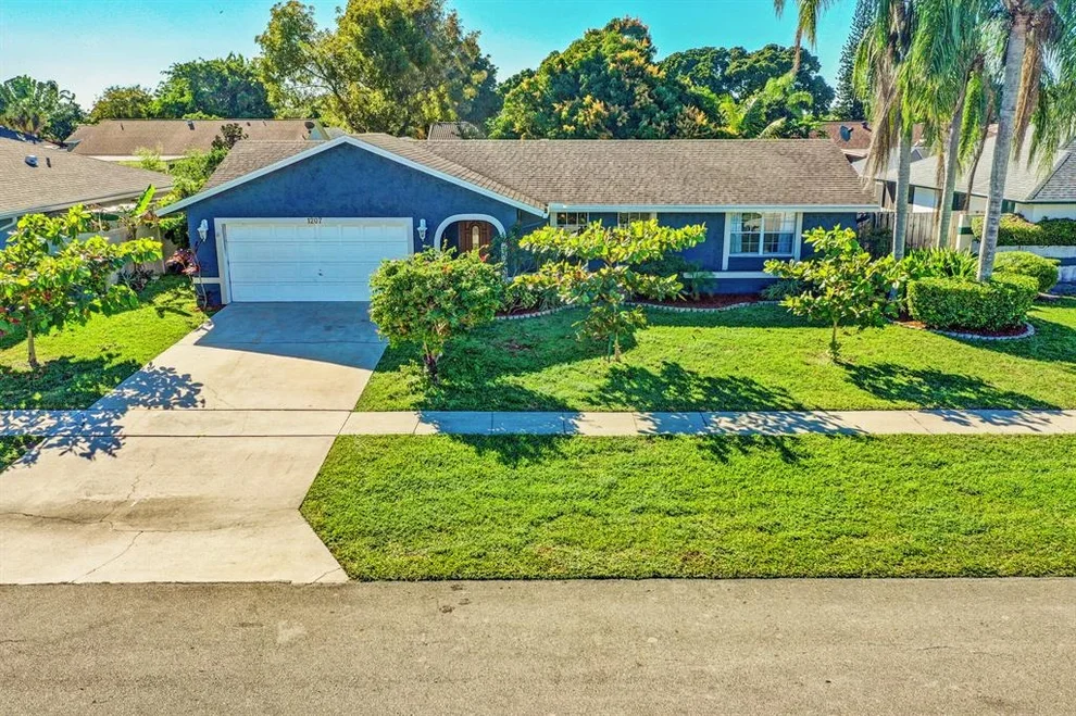 Unit for sale at 1207 Larch Way, Wellington, FL 33414
